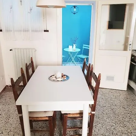 Prázdninový dům La Casa Azzurra Del Borgo San Giuliano *